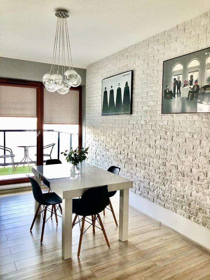 Apartment Klobucka Варшава Екстериор снимка