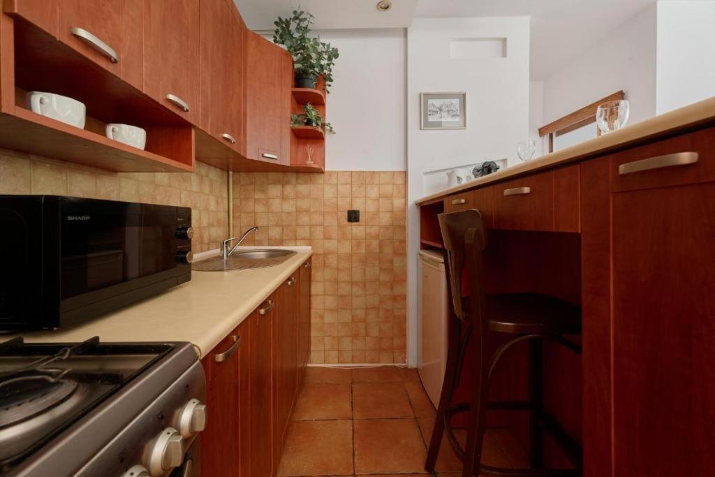 Apartment Klobucka Варшава Екстериор снимка